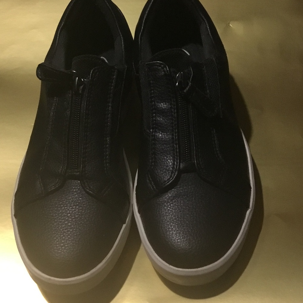 Clarks Black Leather Sneakers